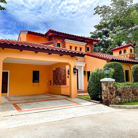 Chivani Pattaya Exterior foto